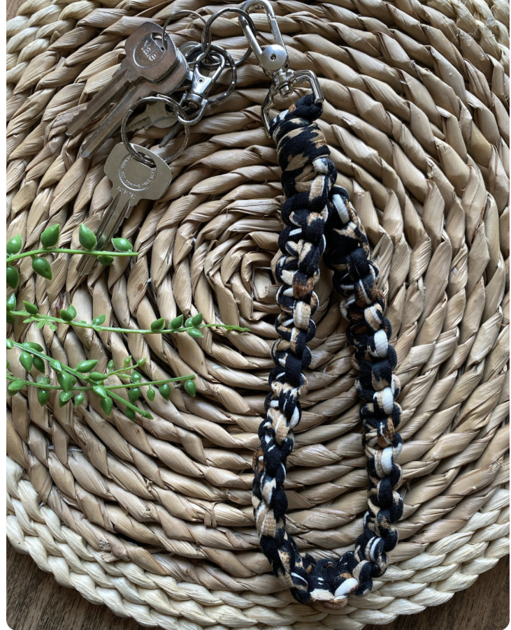 How to Accessorise with Leopard Print (Handmade, Sustainable & Stylish)