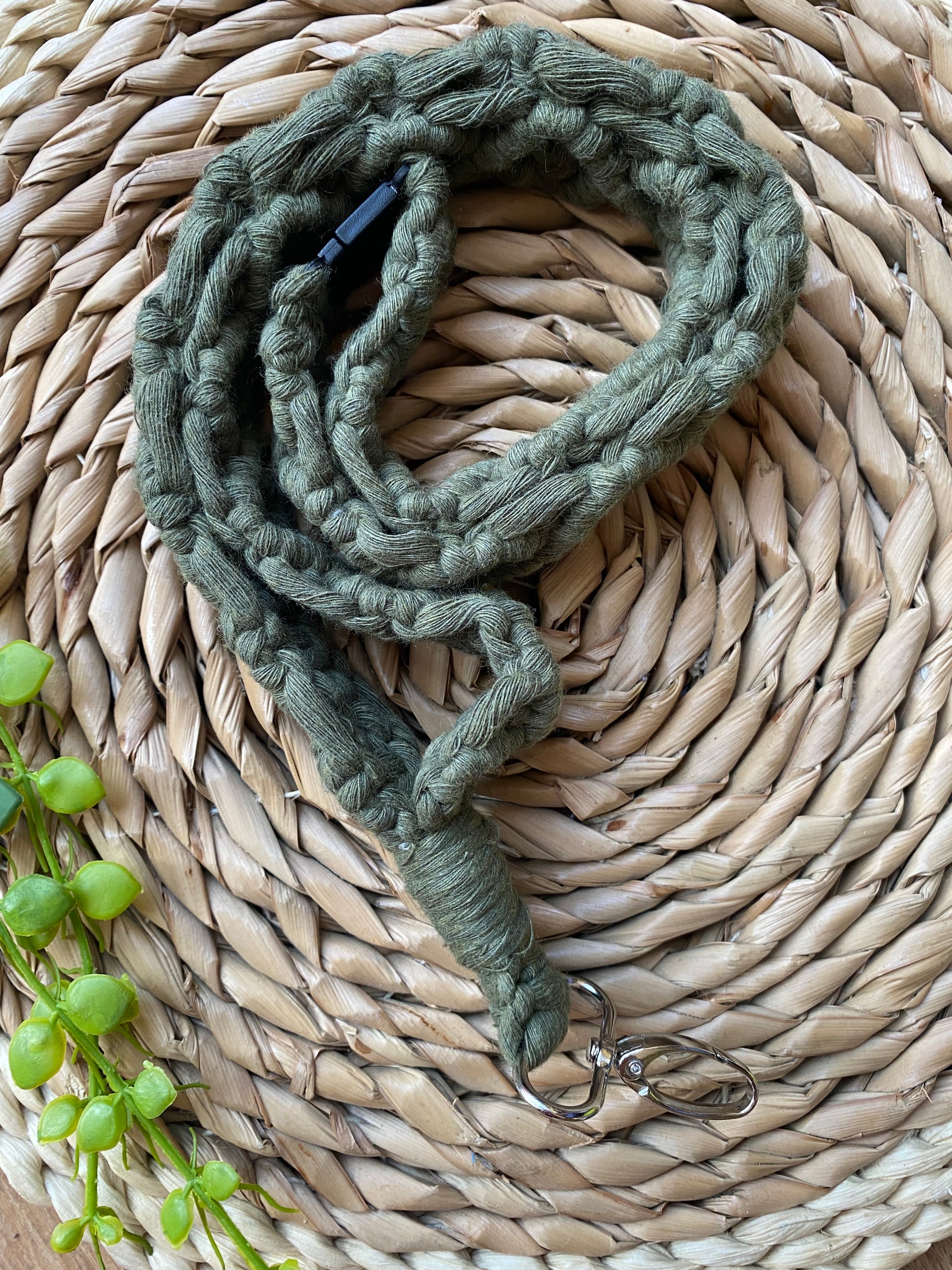 Macra-Made With Love chunky lanyard olive green rolled