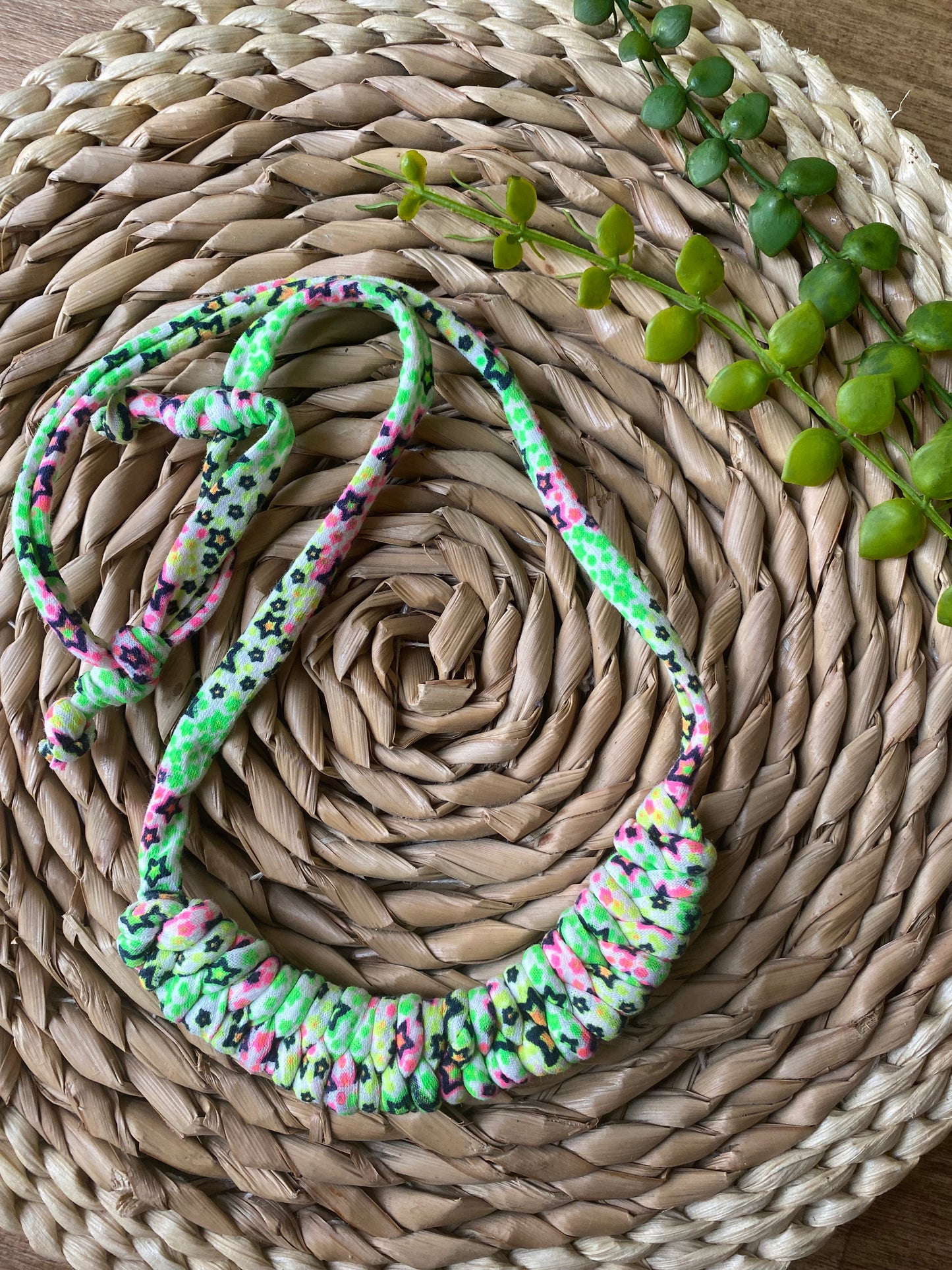 Macra-Made With Love rope necklace neon stars flat