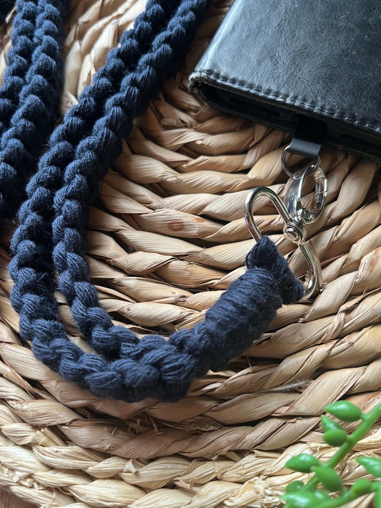 Universal Crossbody Phone Strap
