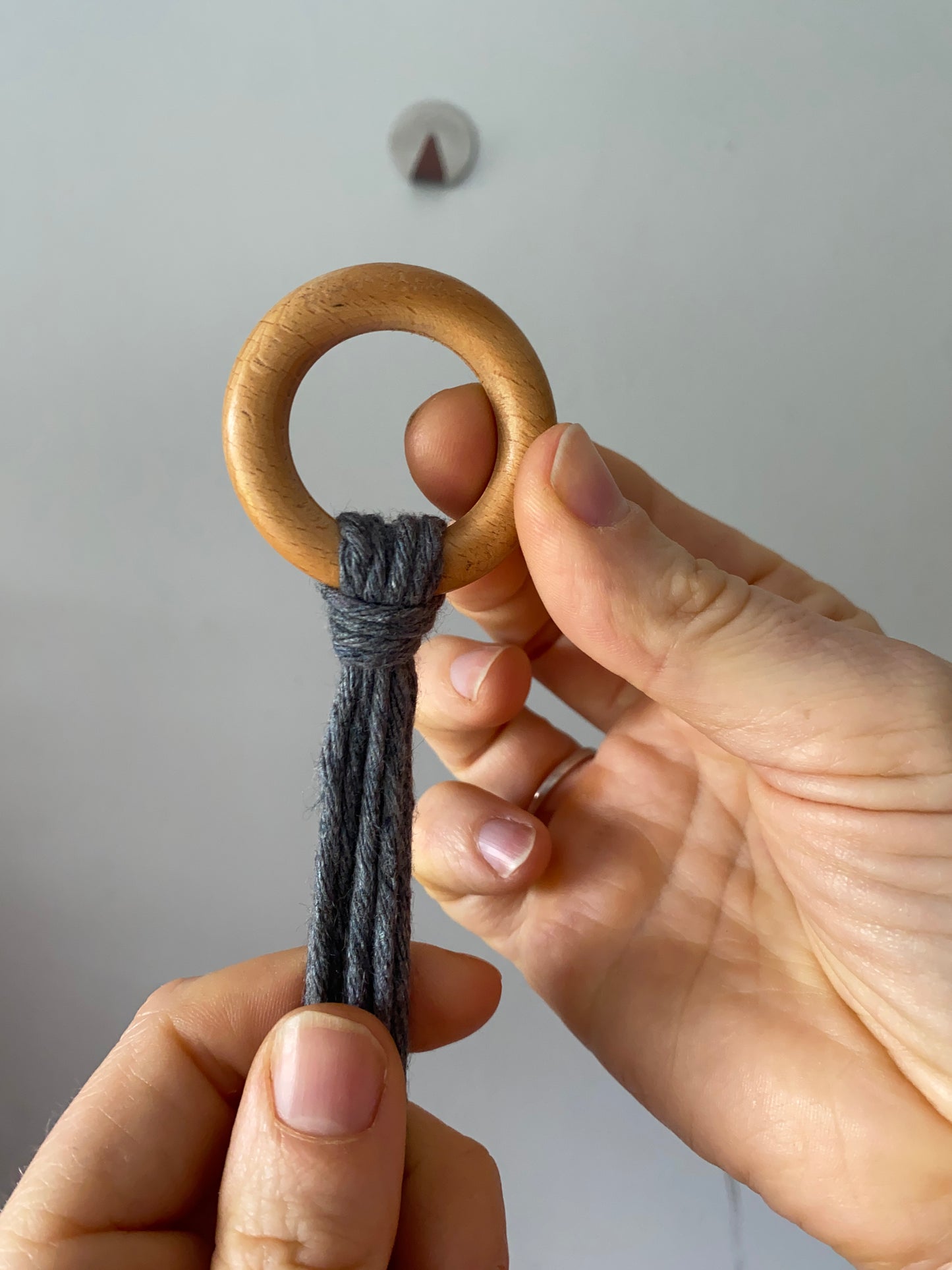 Macrame Banana Hanger Tutorial – Step-by-Step PDF Printable Guide for beginners