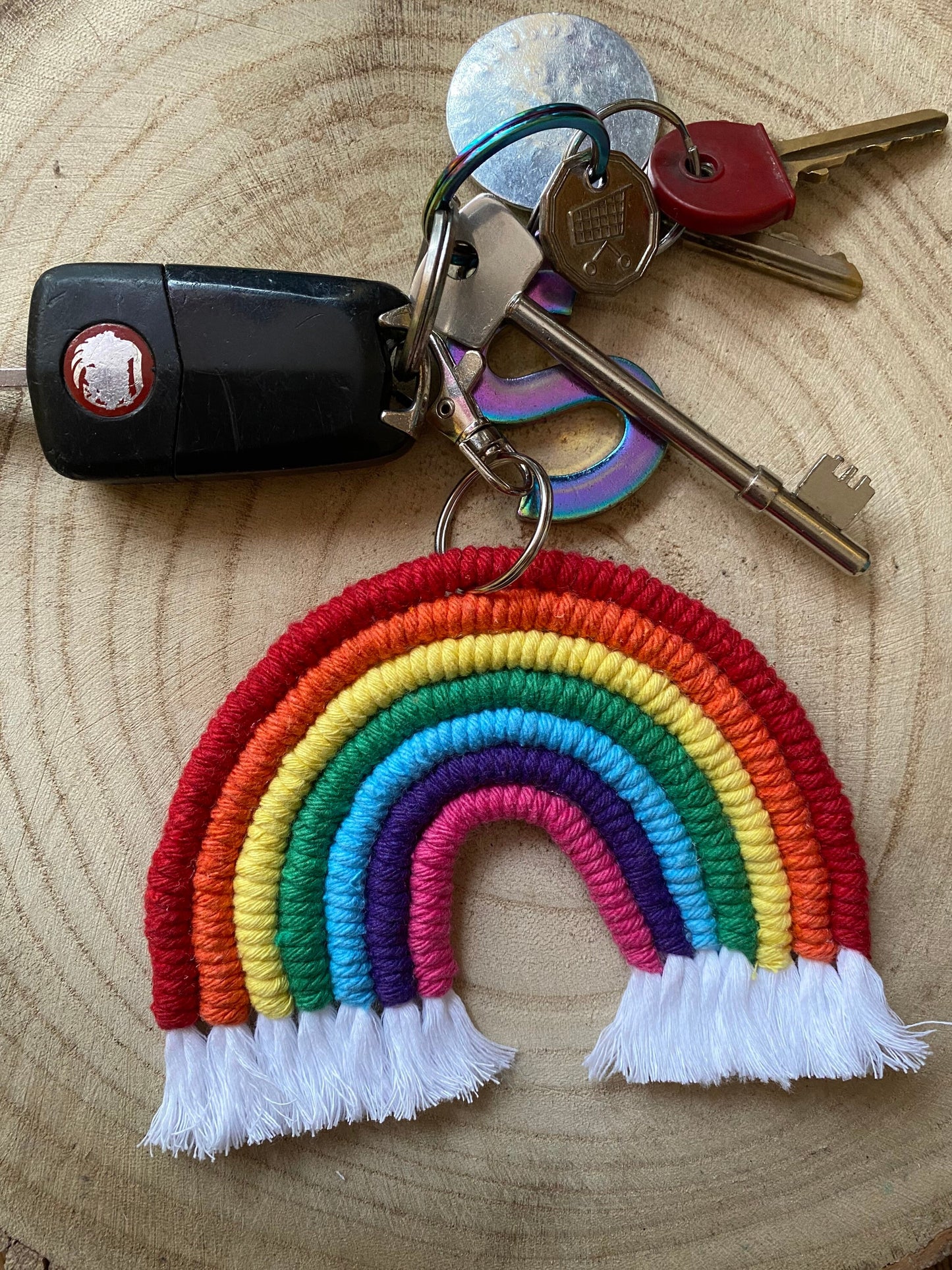 Macra-Made With Love XL rainbow keyring flat with keys