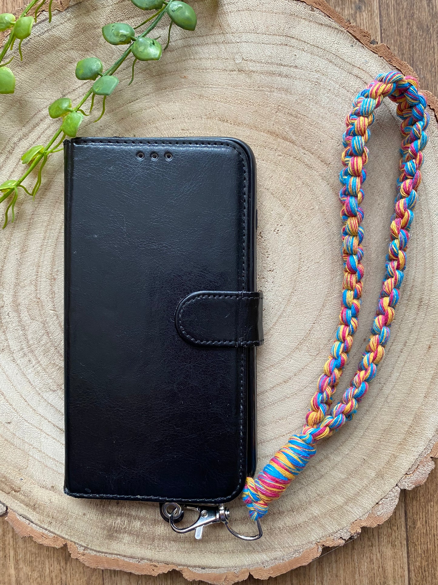 Macra-Made With Love phone wrist strap folk flat