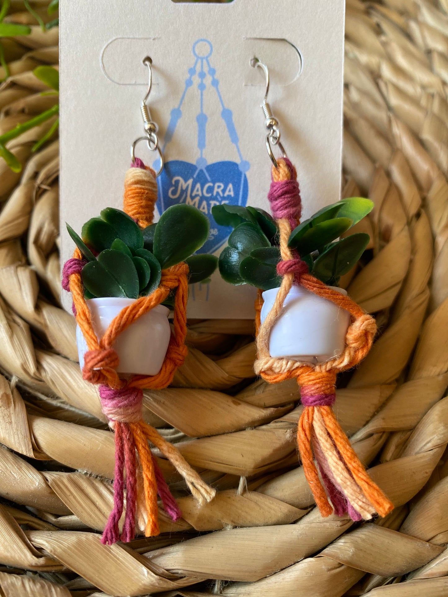 Macra-Made With Love plant earrings ombre close