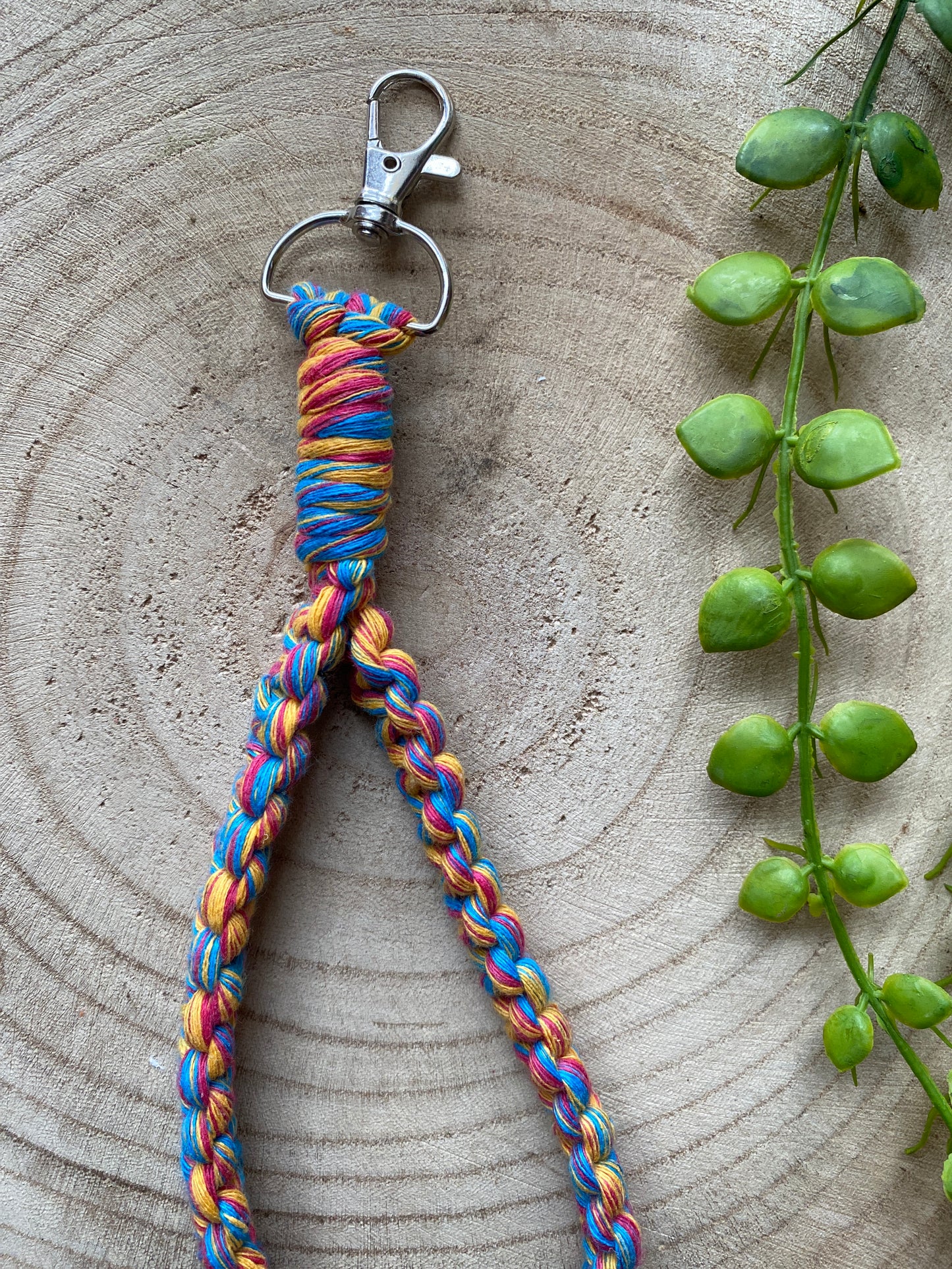Macra-Made With Love wristlet keychain folk no keys