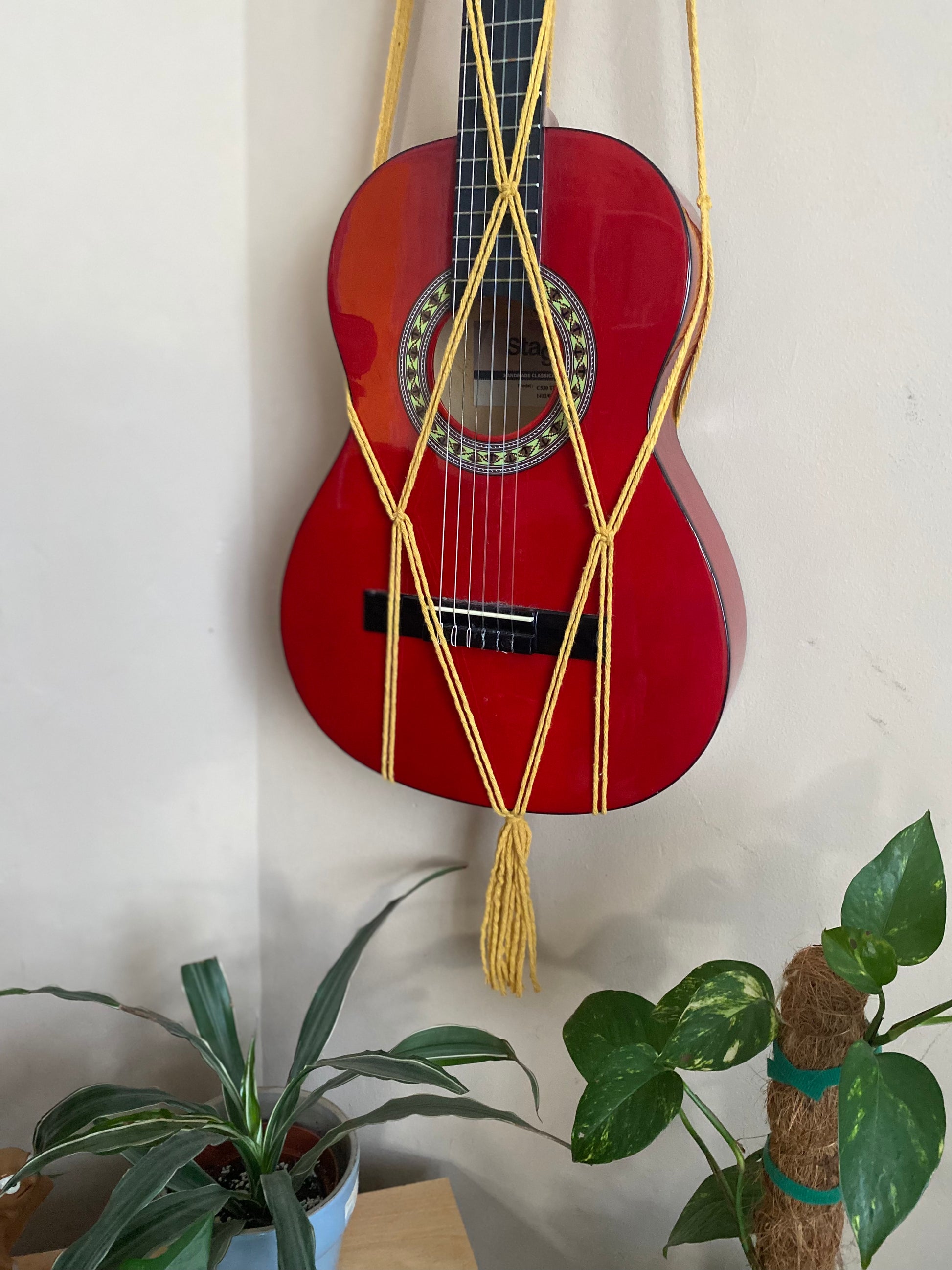 Macra-Made With Love 3/4 guitar wall mount mustard yellow bottom detail