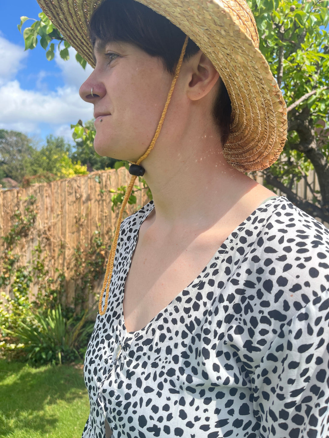 Chin Strap for Summer Hats – Yes, It’s a Thing (and Yes, It’s Actually Really Useful)