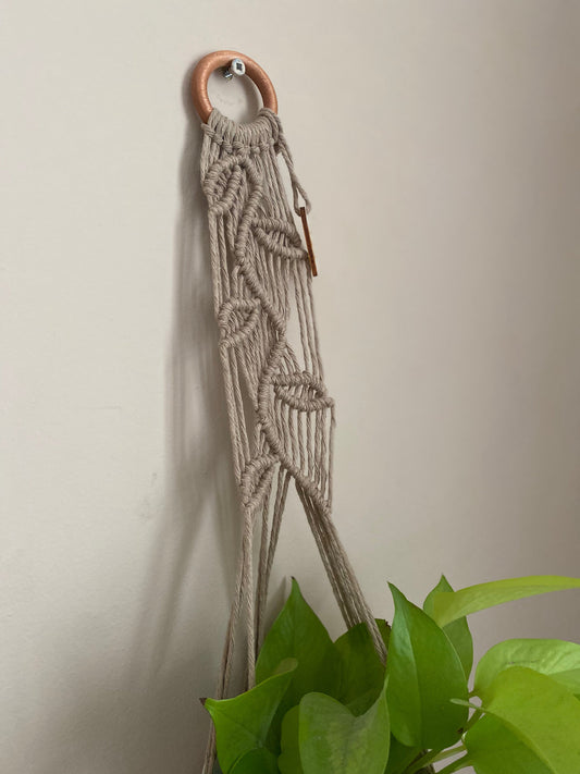 Leaf Pattern Macramé: The Perfect Blend of Nature & Craft