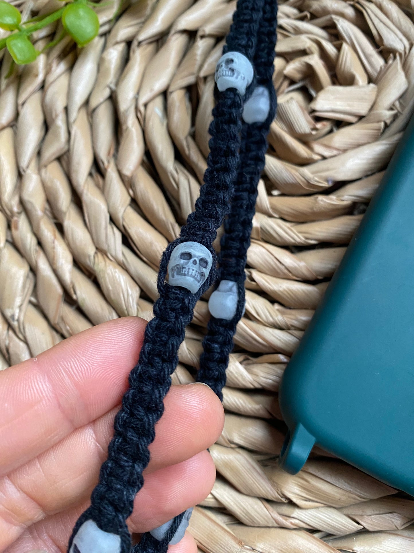 Macra-Made With Love phone charm black skull beads zoom