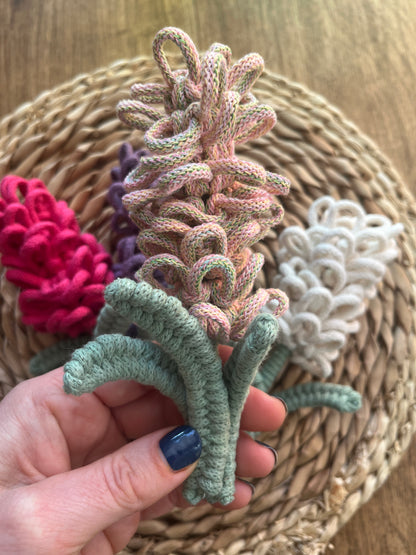 Macramé Lavender Flower Stem Decoration