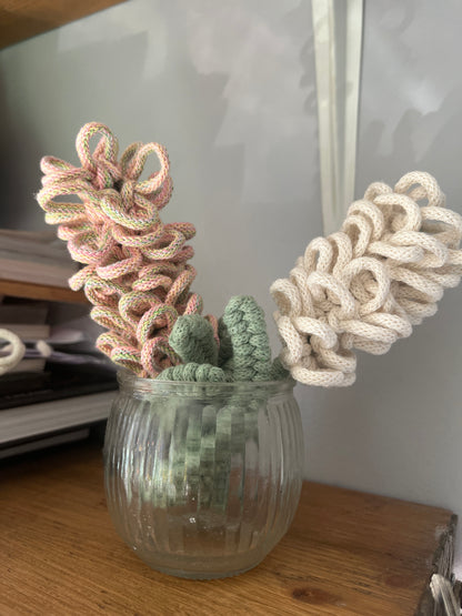 Macramé Lavender Flower Stem Decoration