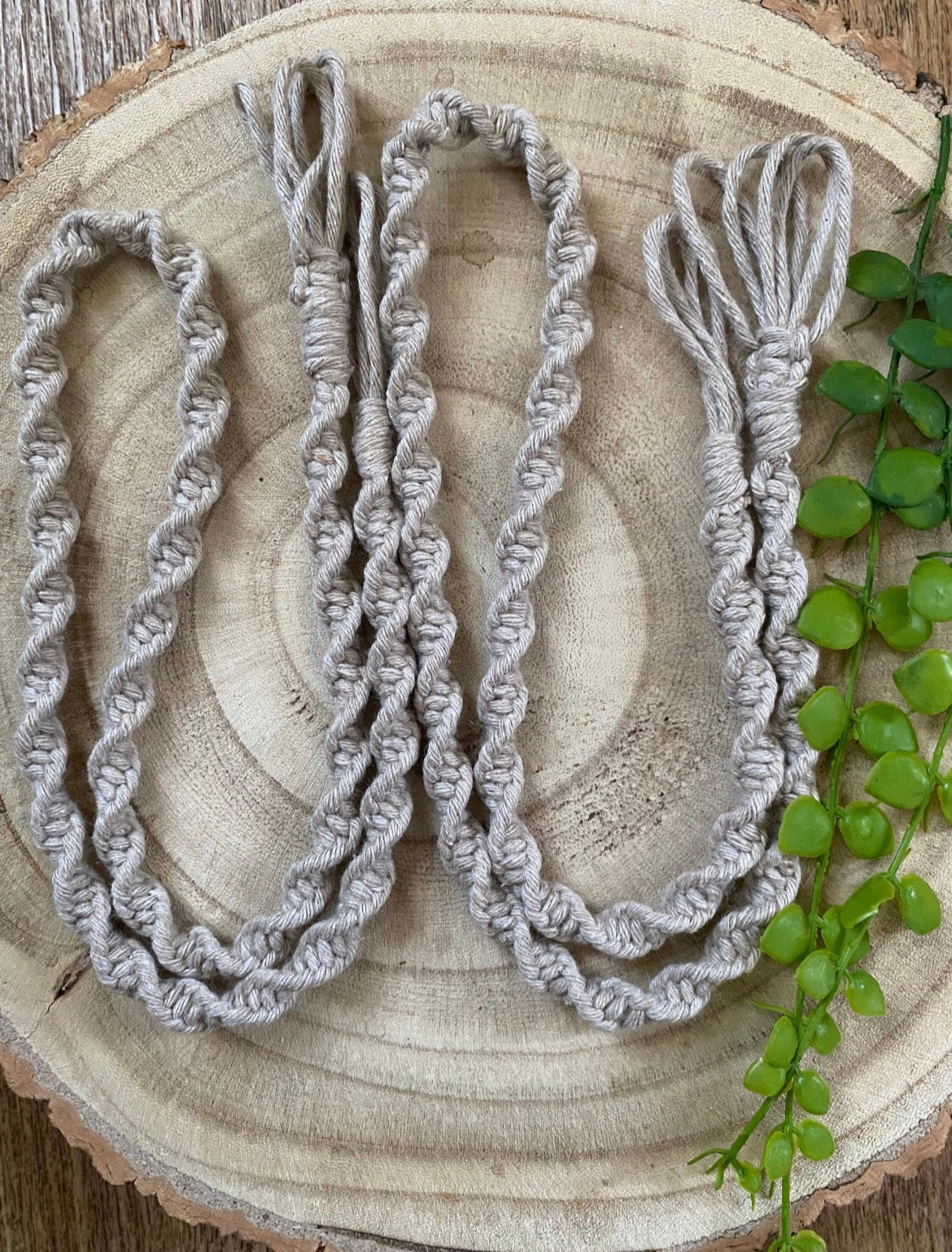 Simple Curtain Tie-Backs (Pair) – Taupe