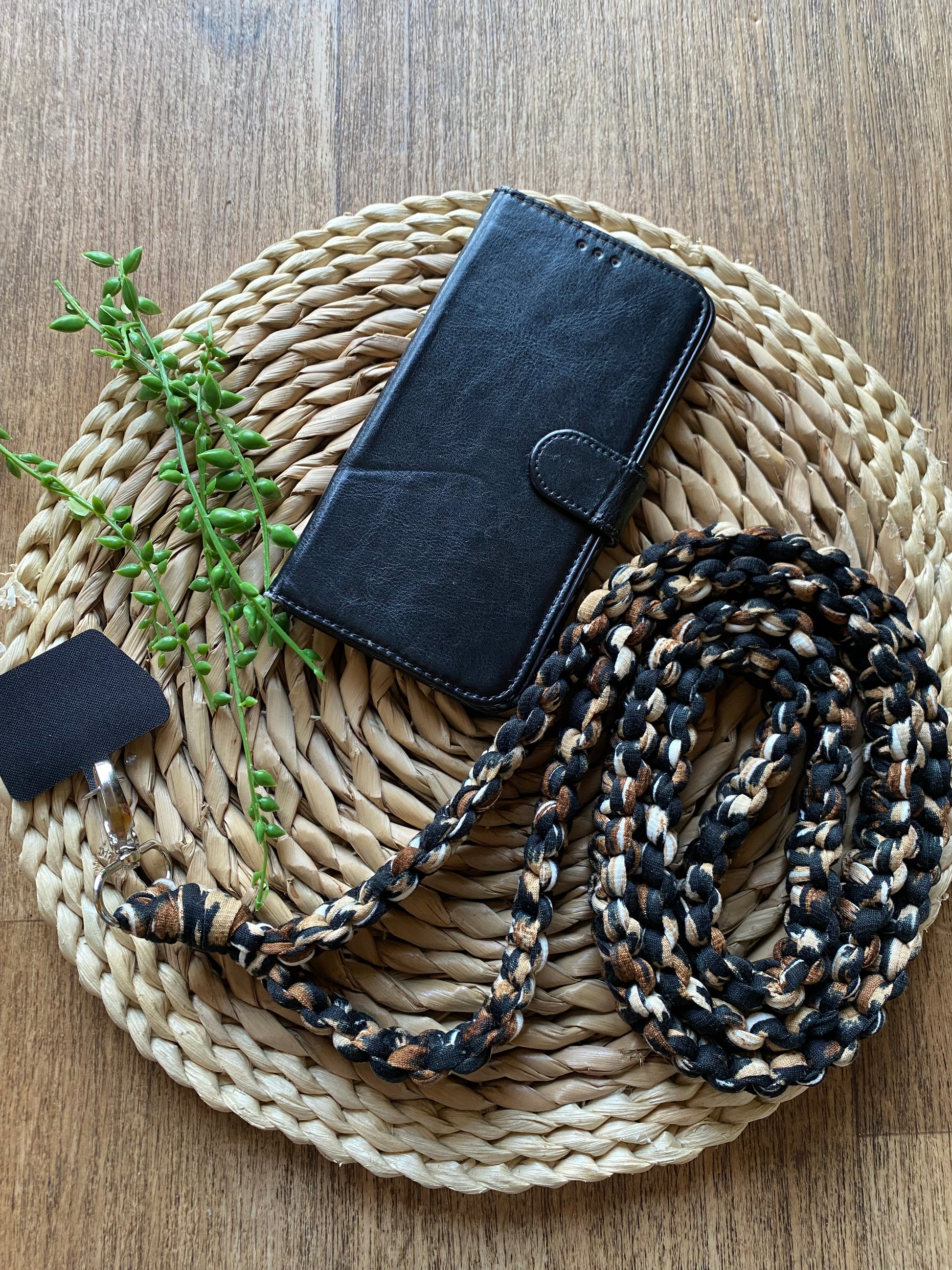 Universal Crossbody Phone Strap – Macra-Made-With-Love