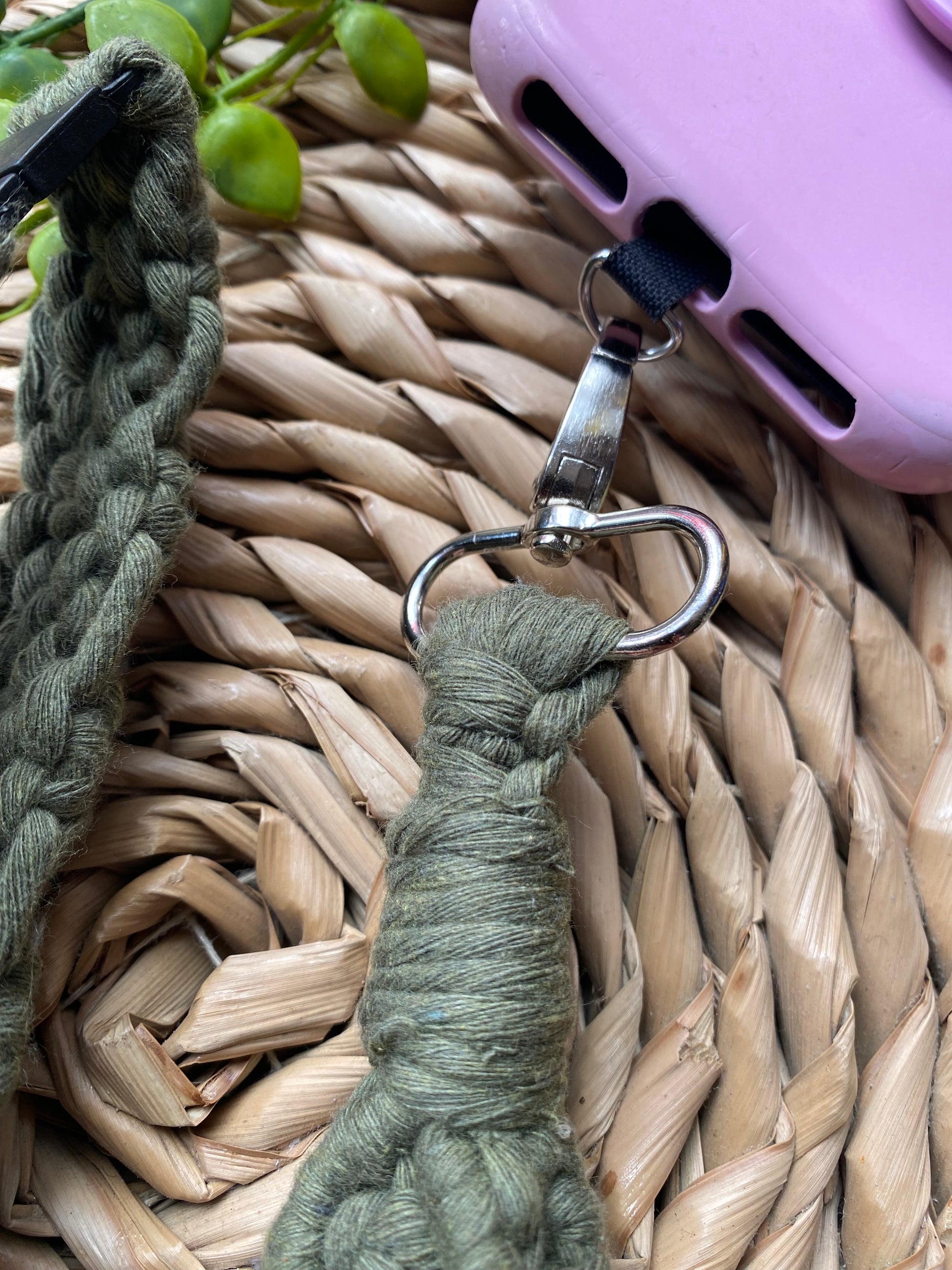 Macra-Made With Love chunky phone lanyard olive green details clasp