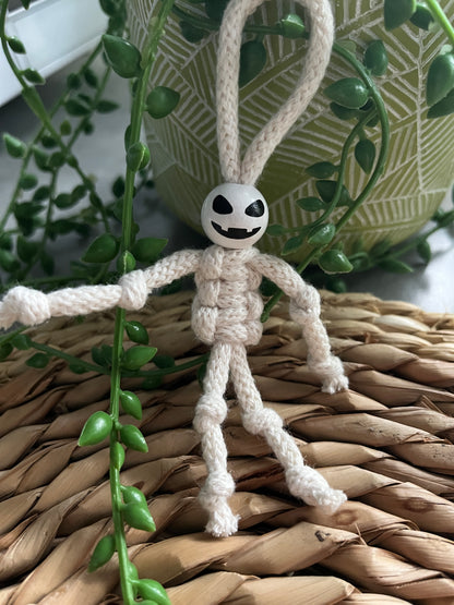 Mini Macrame Yarn Skeleton