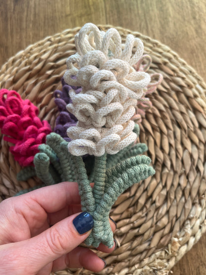 Macramé Lavender Flower Stem Decoration