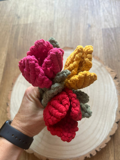 Macramé Tulip Flower Stem Decoration