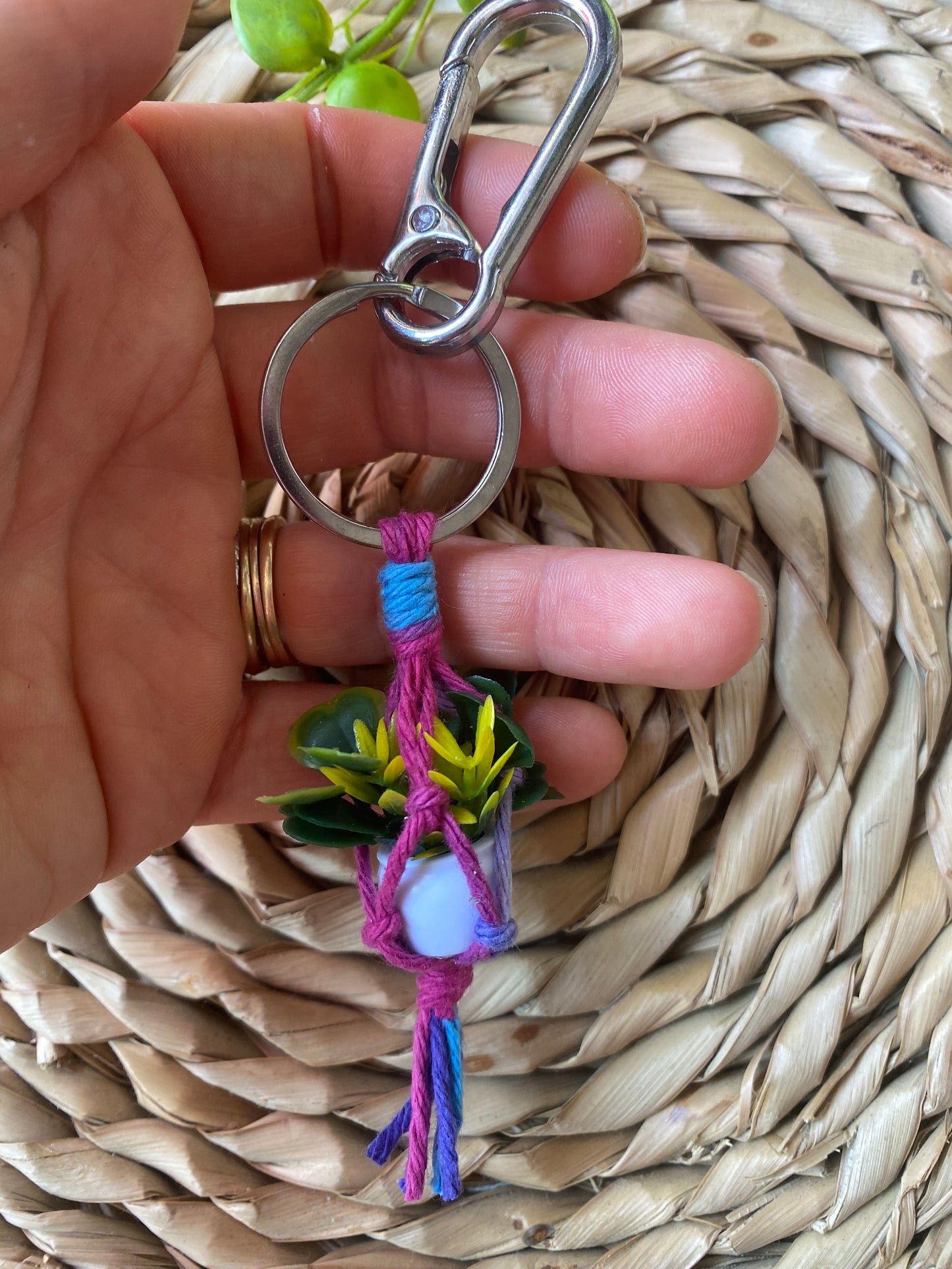 Macra-Made With Love mini plant hanger key ring purple no key in hand