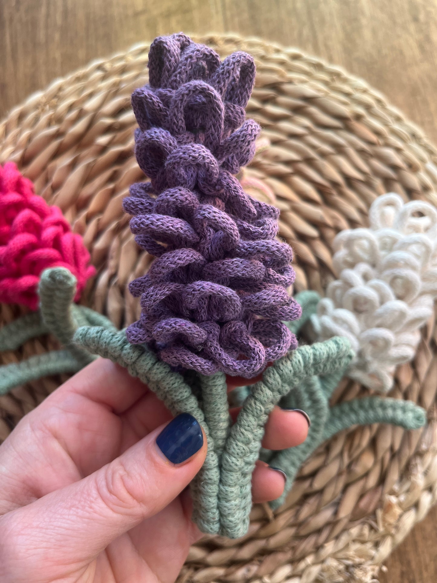 Macramé Lavender Flower Stem Decoration