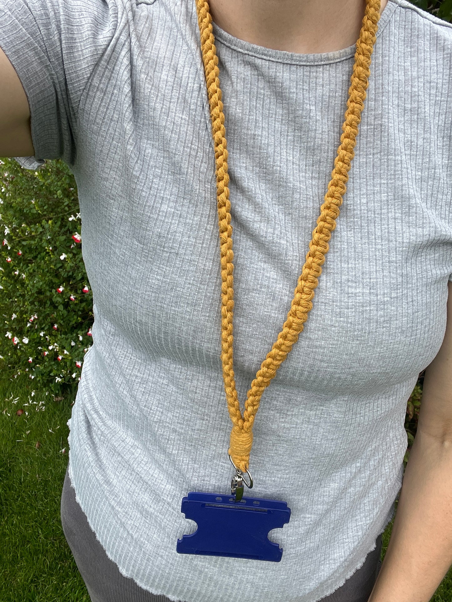 Lanyard Badge Holder - 34”