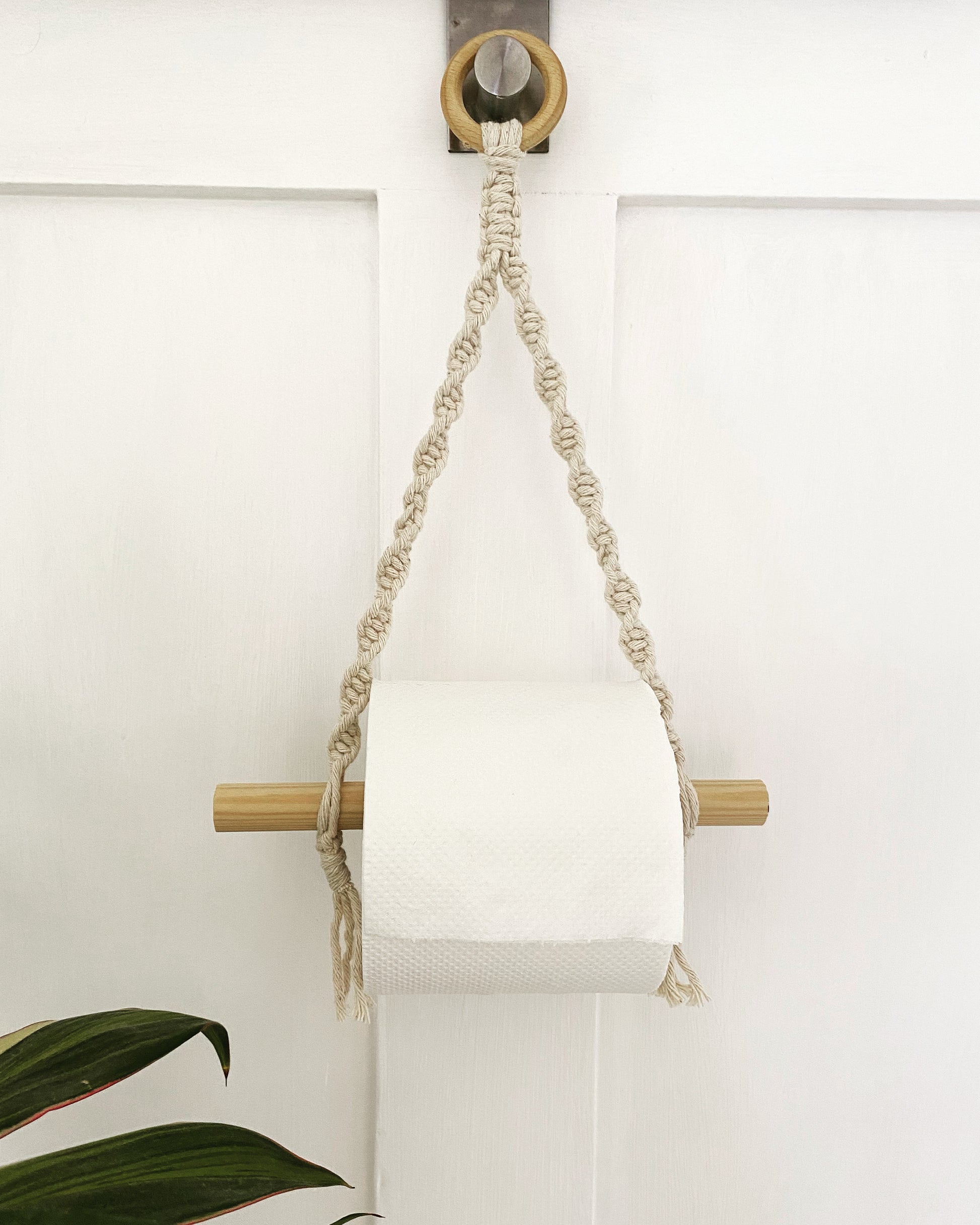 Bathroom decor toilet roll holder natural ring