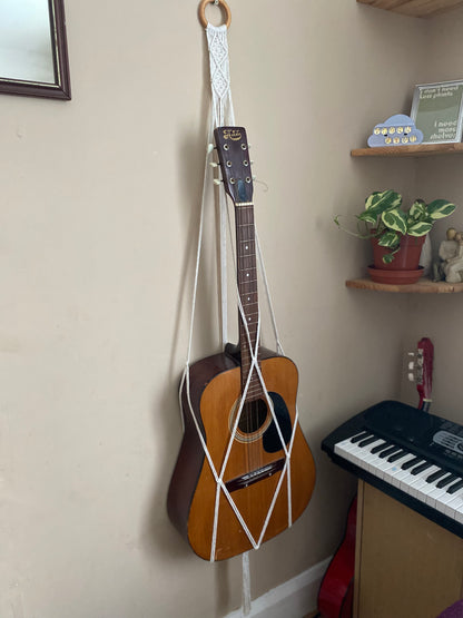 Macra-Made With Love acoustic guitar wall mount hanger natural side